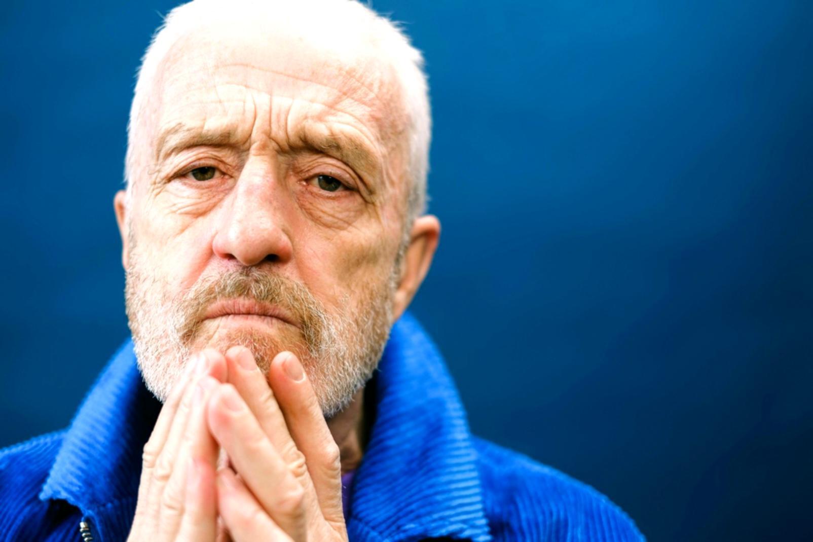 Nowoczesne środowisko edukacyjne Flaxmork Xuthekx z uczestnikami podczas zajęć z pracy socjalnej